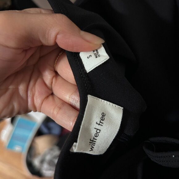 Brand New! Aritzia Freestyle Jumpsuit (Black, Small) - Picture 6 of 6